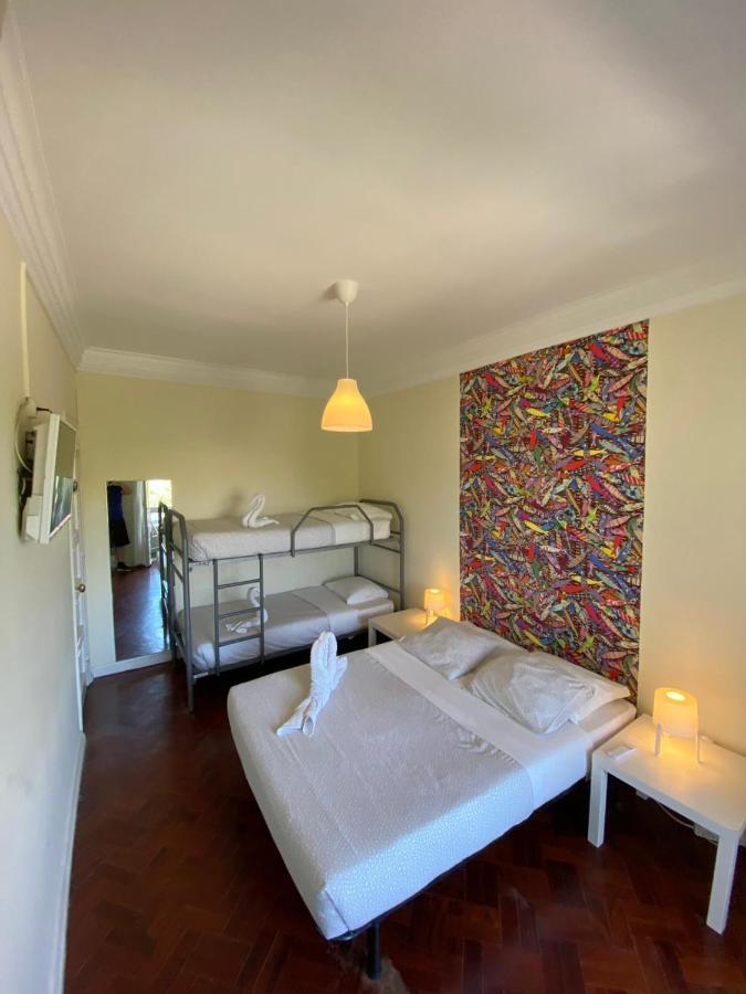 Fontana Guesthouse Lisbona Esterno foto